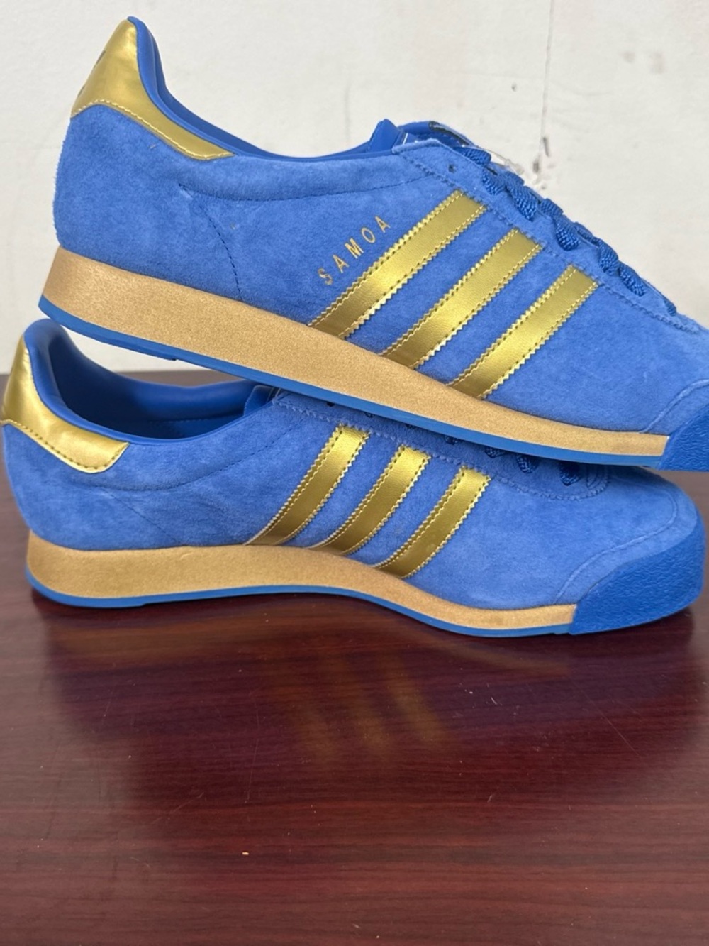 Adidas Samoa Vintage Blue and Gold Size 9.5